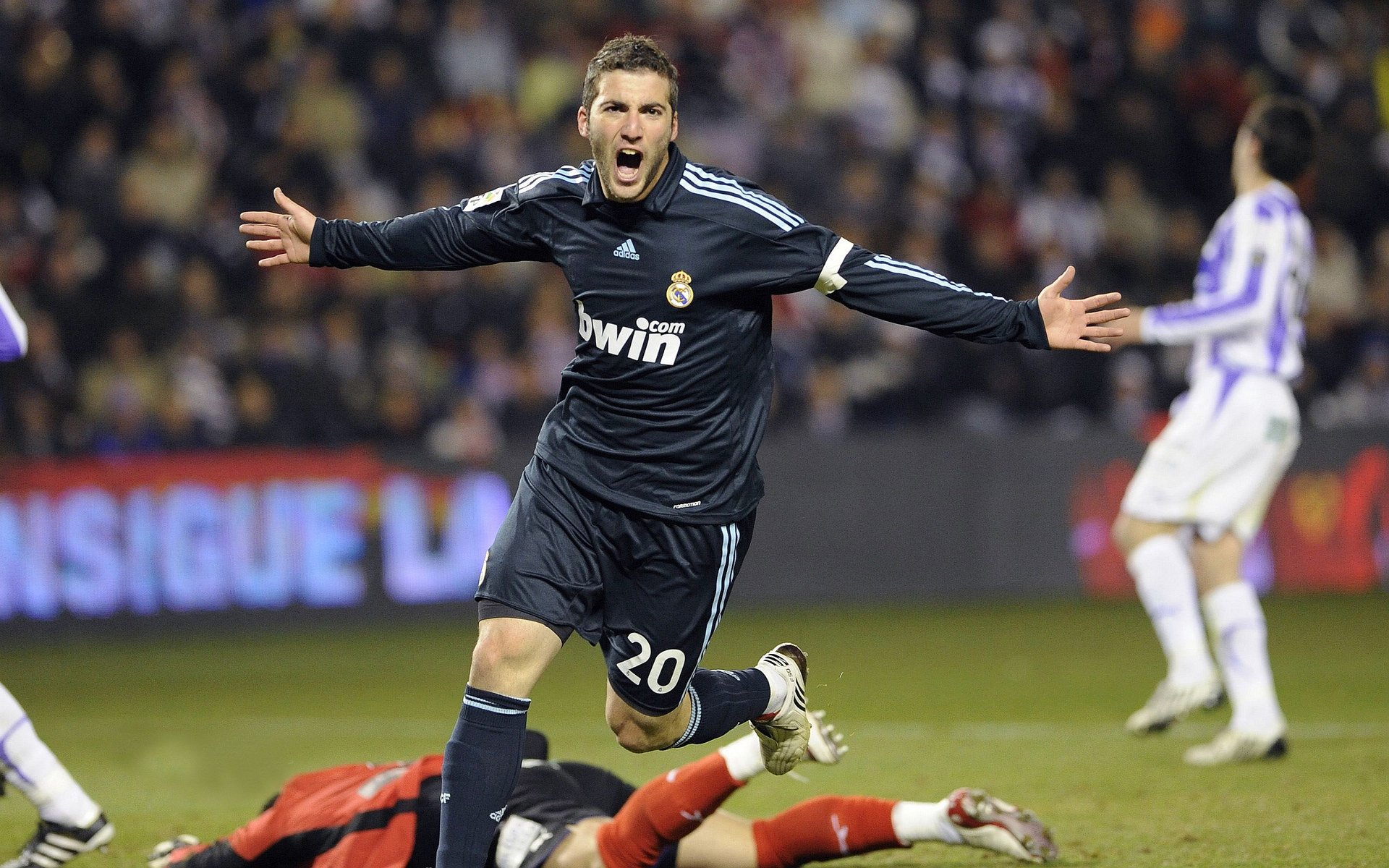 爱游戏官网充值-青训新潮流：打造未来“超级巨星”的摇篮，青训选手